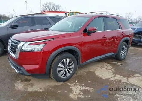 2023 Nissan Pathfinder Sl 4Wd z USA, uszkodzony, nr VIN 5N1DR3CC1PC223683